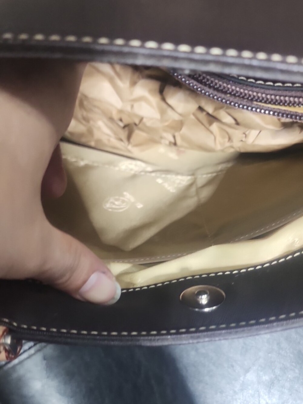 Classic Brown Tote with Beige Accents by - Picture 7 of 15